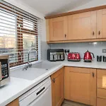 6 Waterside Windermere