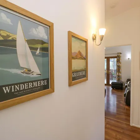 6 Waterside