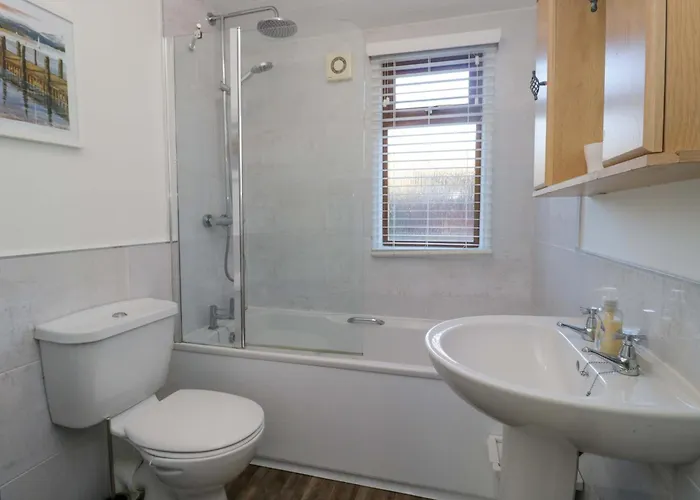 6 Waterside Casa de Férias