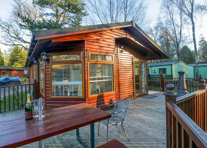 6 Waterside * Windermere