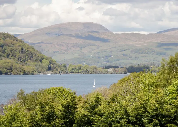 6 Waterside Windermere