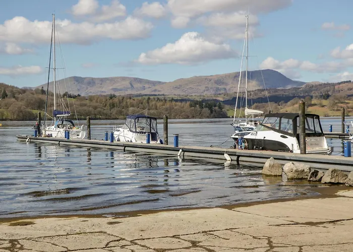 6 Waterside * Windermere